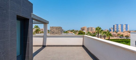 4 غرف نوم فيلا في Playa Honda, Spain رقم 12432 9