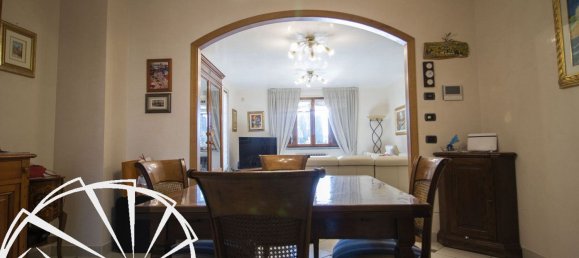 6 rooms House in Poggio a Caiano, Italy No. 109525 6