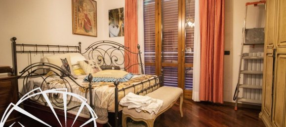 6 rooms House in Poggio a Caiano, Italy No. 109525 14