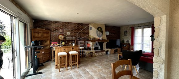 8-Zimmer Haus in Villeblevin, France, Nr. 328481 6