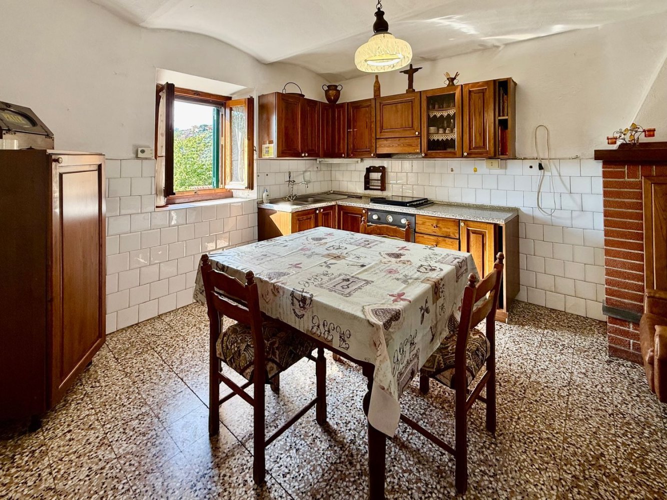5-Zimmer Haus in Pistoia, Italy, Nr. 262279