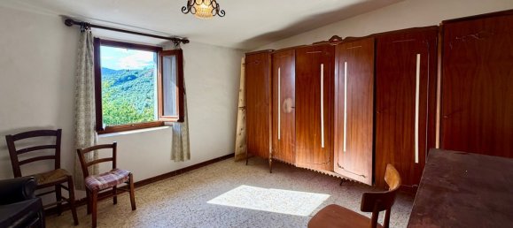 5-Zimmer Haus in Pistoia, Italy, Nr. 262279 13