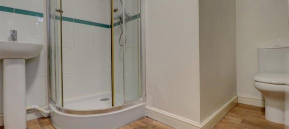 6 bedrooms House in Canterbury, United Kingdom No. 10627 18