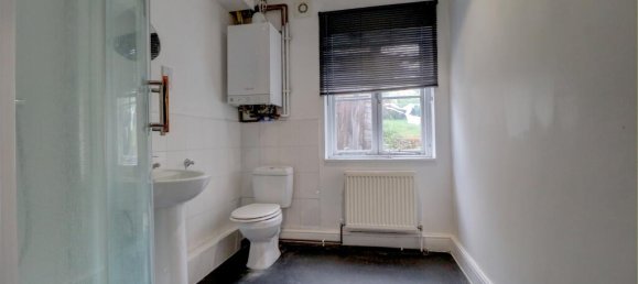 6 bedrooms House in Canterbury, United Kingdom No. 10627 40