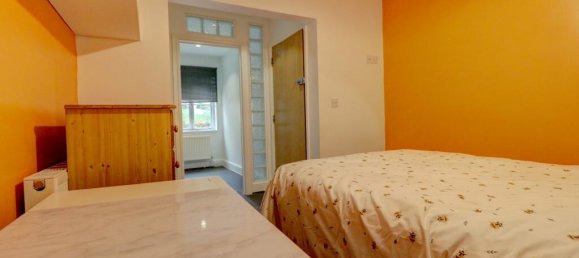 6 bedrooms House in Canterbury, United Kingdom No. 10627 13