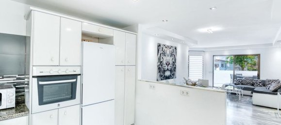 4 غرف نوم بانتهاوس في Marbella, Spain رقم 186039 26