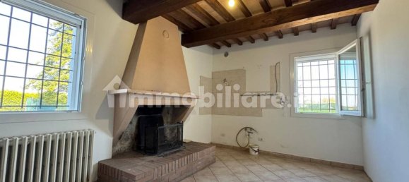 2 bedrooms Villa in Finale Emilia, Italy No. 38471 4