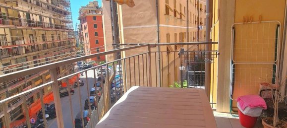 5-Zimmer Wohnung in Genoa, Italy, Nr. 276443 2