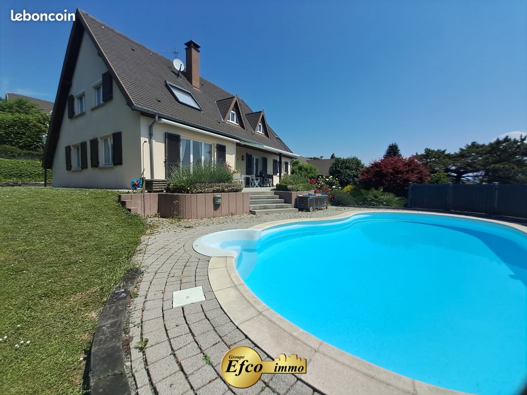 Casa de 5 dormitorios en Zimmersheim, France No. 90315