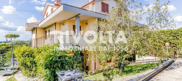 13غرفة فيلا في Guidonia Montecelio, Italy رقم 161464 30