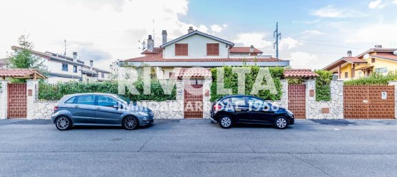 13غرفة فيلا في Guidonia Montecelio, Italy رقم 161464 15