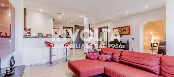 13غرفة فيلا في Guidonia Montecelio, Italy رقم 161464 50