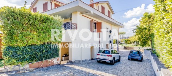 13غرفة فيلا في Guidonia Montecelio, Italy رقم 161464 47