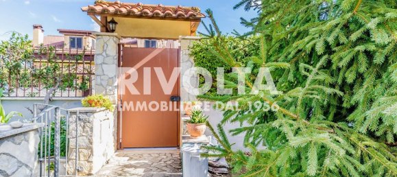 13غرفة فيلا في Guidonia Montecelio, Italy رقم 161464 27