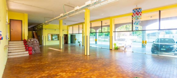 Propiedad comercial de 5 habitaciónes en Busto Arsizio, Italy No. 104619 13