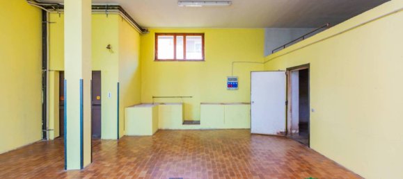 Propiedad comercial de 5 habitaciónes en Busto Arsizio, Italy No. 104619 6