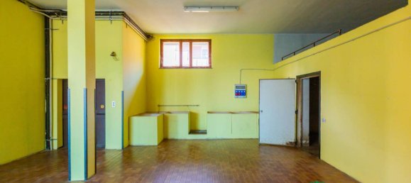 Propiedad comercial de 5 habitaciónes en Busto Arsizio, Italy No. 104619 5