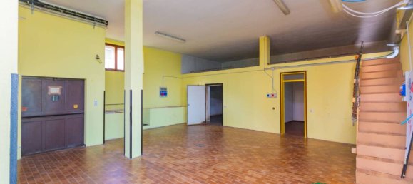 Propiedad comercial de 5 habitaciónes en Busto Arsizio, Italy No. 104619 3