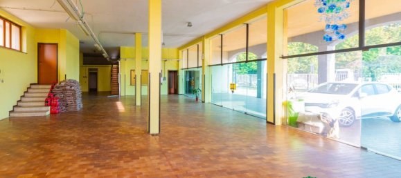 Propiedad comercial de 5 habitaciónes en Busto Arsizio, Italy No. 104619 15