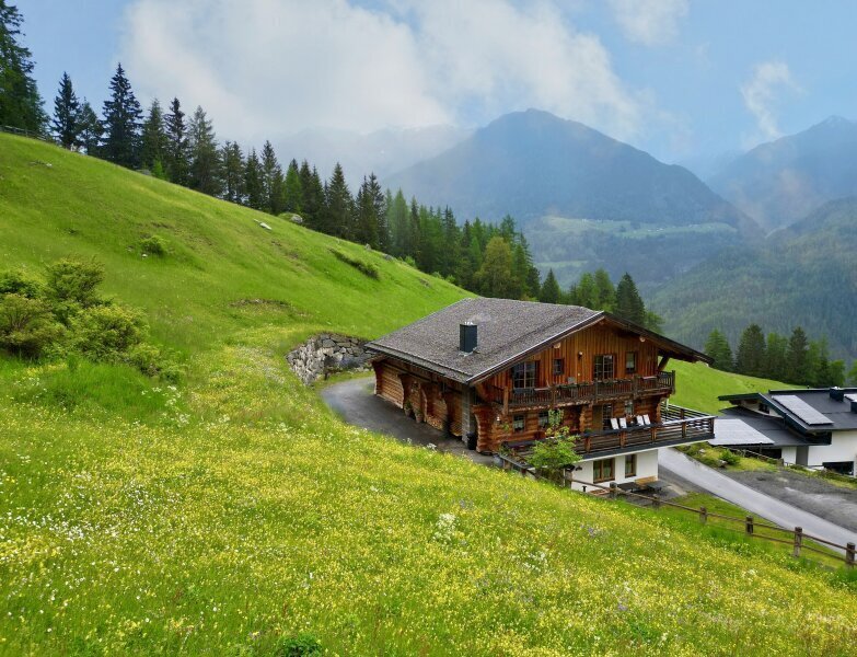 6 rooms House in Umhausen, Austria No. 179974