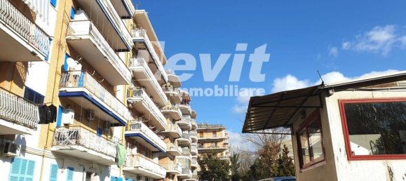2 bedrooms Apartment in San Giorgio a Cremano, Italy No. 320401 3