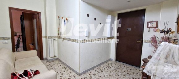 2 bedrooms Apartment in San Giorgio a Cremano, Italy No. 320401 5