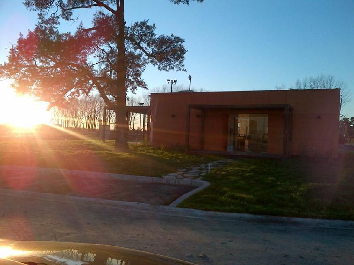 Terreno en Esteban Echeverría, Argentina No. 36934