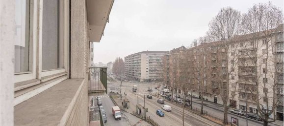 2 bedrooms Apartment in Turin, Italy No. 331937 31