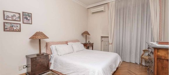 2 bedrooms Apartment in Turin, Italy No. 331937 36