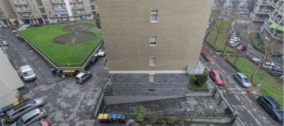 2 bedrooms Apartment in Turin, Italy No. 331937 30