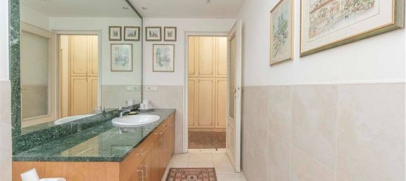 2 bedrooms Apartment in Turin, Italy No. 331937 17