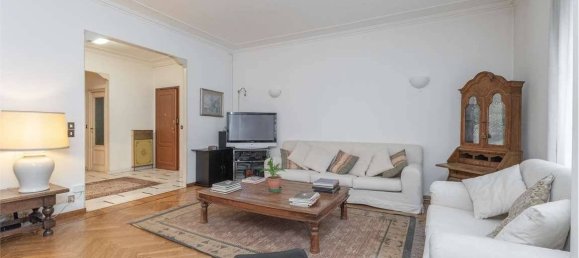 2 bedrooms Apartment in Turin, Italy No. 331937 6