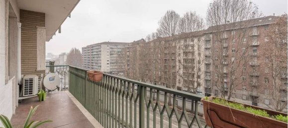 2 bedrooms Apartment in Turin, Italy No. 331937 33