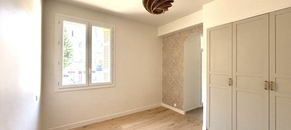 3 bedrooms Apartment in Marseille, France No. 298034 2