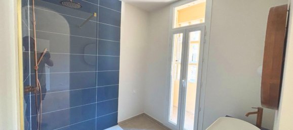 3 bedrooms Apartment in Marseille, France No. 298034 7