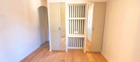 3 bedrooms Apartment in Marseille, France No. 298034 3