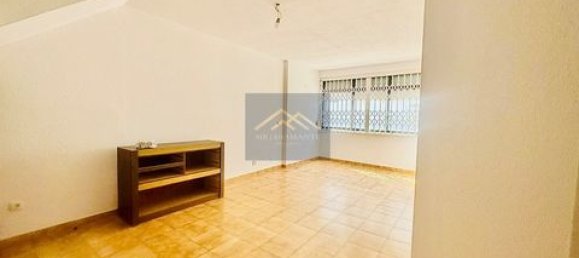 4 bedrooms Duplex in Costa da Caparica, Portugal No. 335019 3