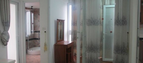 2 bedrooms Penthouse in Tay Ho, Vietnam No. 5974 10
