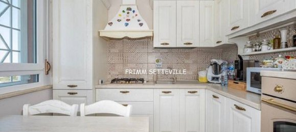 2 Schlafzimmer Wohnung in Rome, Italy, Nr. 375310 5