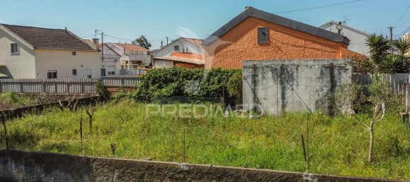 322m² Land in Quinta do Conde, Portugal No. 63839 2
