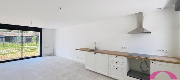 2 chambres Maison à Noisy-sur-École, France No. 175084 5