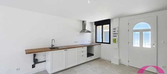 2 chambres Maison à Noisy-sur-École, France No. 175084 4