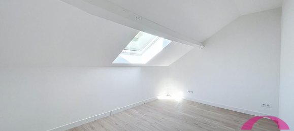 2 chambres Maison à Noisy-sur-École, France No. 175084 9