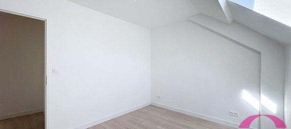 2 chambres Maison à Noisy-sur-École, France No. 175084 8