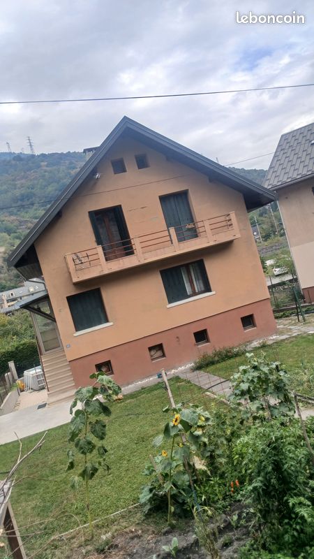 Casa de 4 dormitorios en Savoie, France No. 343334