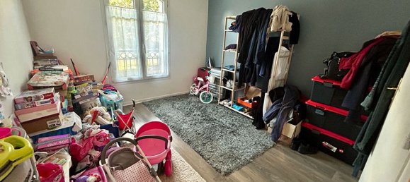 3 Schlafzimmer Doppelhaus in Poissy, France, Nr. 178744 11