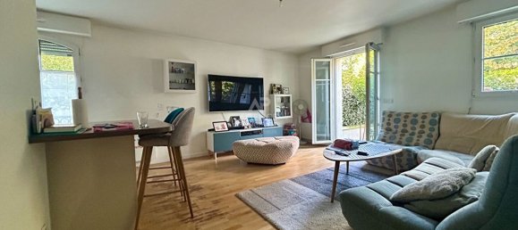 3 Schlafzimmer Doppelhaus in Poissy, France, Nr. 178744 6