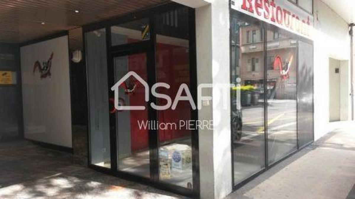 Bureau à Cluses, France 131m² No. 20777