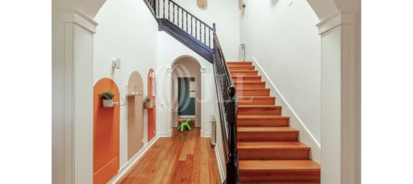 6 bedrooms Villa in Almada, Portugal No. 88803 20