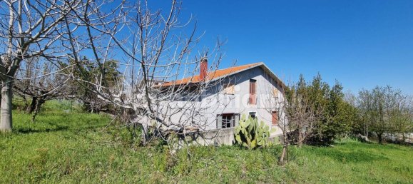 3 rooms House in Guardiagrele, Italy No. 35042 4